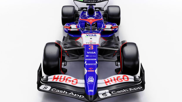 VCARB 01